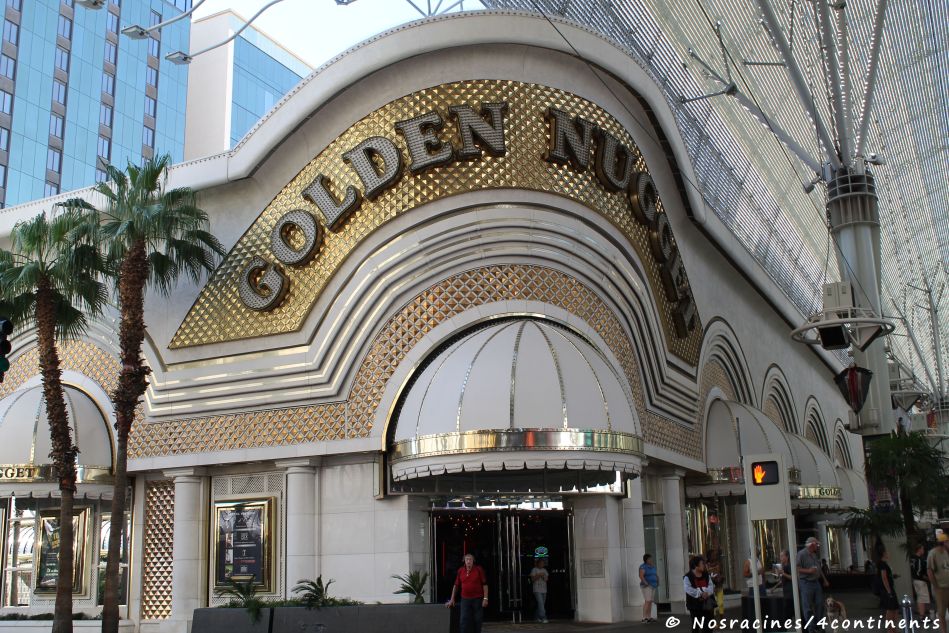 La façade extérieure du Golden Nugget